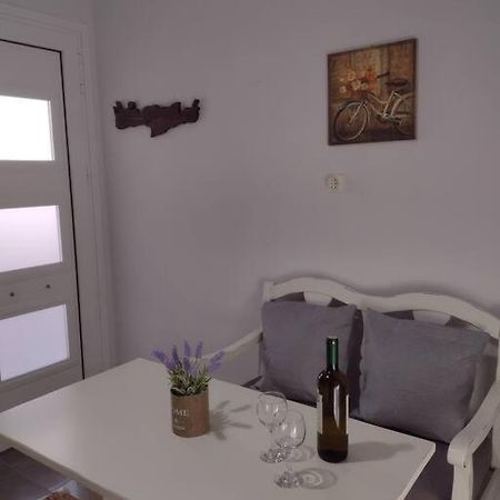 Snowbird-Late Check-Out Apartment เอียราเปตรา ภายนอก รูปภาพ